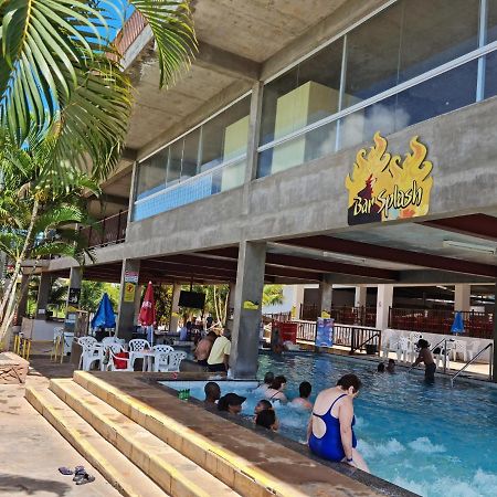 Piazza Splash Acquapark Vacation Caldas Novas Exterior foto